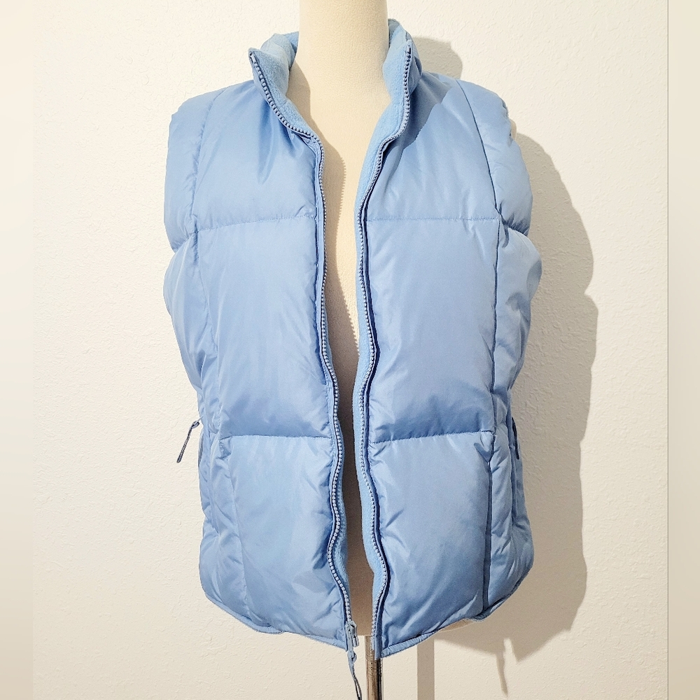 NWT Old Navy Puffer Vest Womens Medium Blue Quilted Zip Lightweight Coat - Picture 2 of 11
